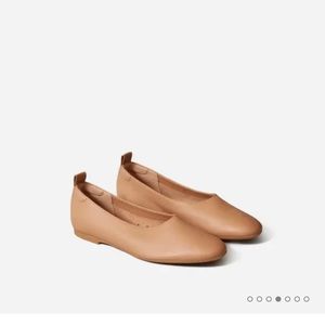 Everlane glove flats